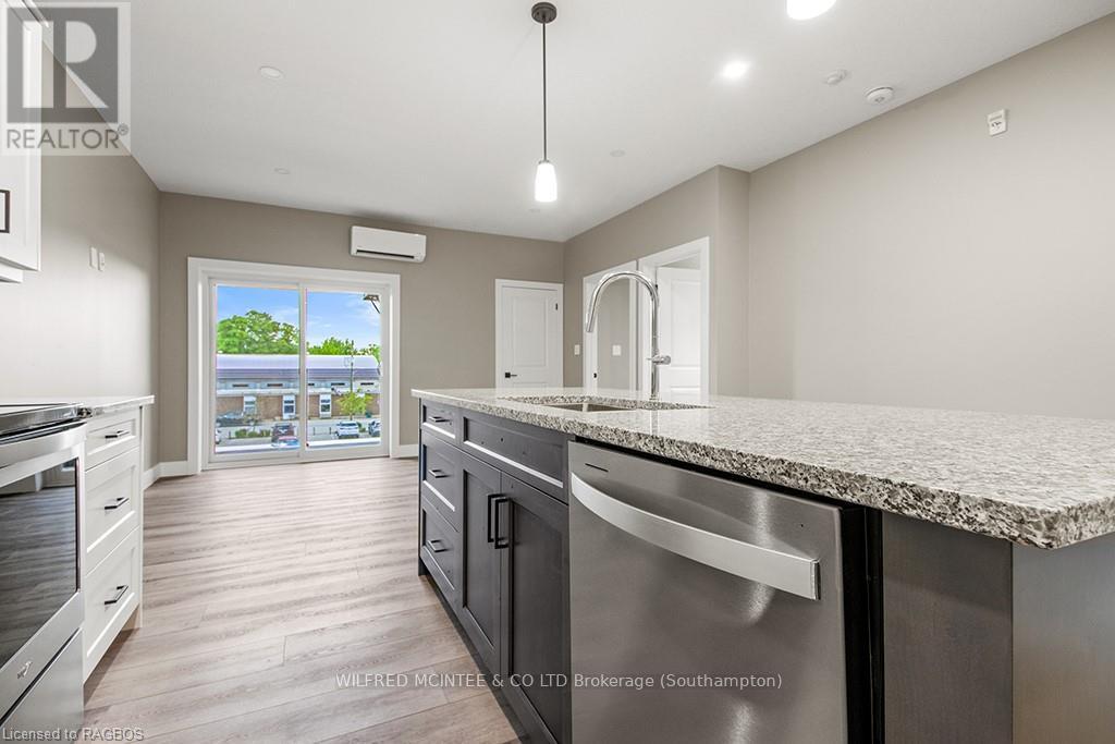 3a - 644 Mill Street Property Photo 15