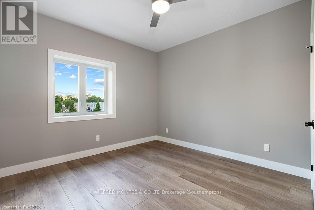 3a - 644 Mill Street Property Photo 23