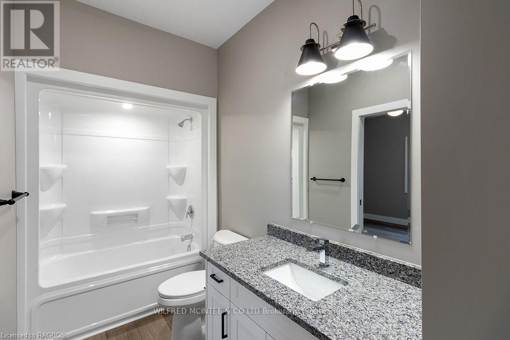 3a - 644 Mill Street Property Photo 29