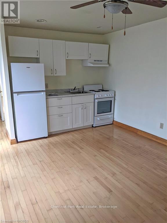 319 Berford Street Property Photo 7