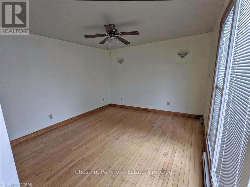 319 Berford Street Property Photo 8