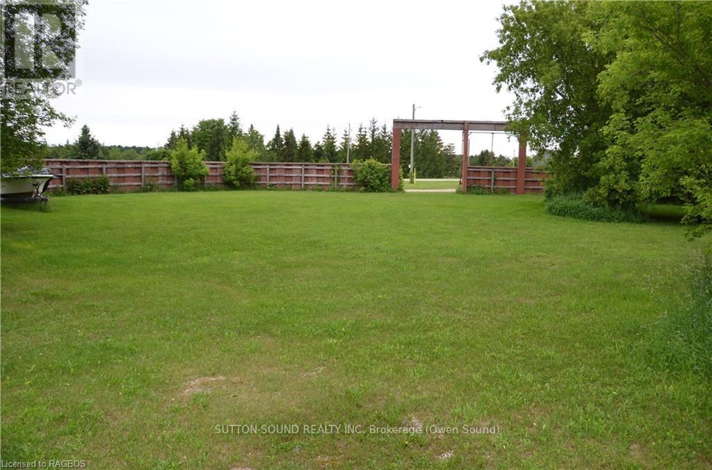 402432 Grey Road 4 Property Photo 11