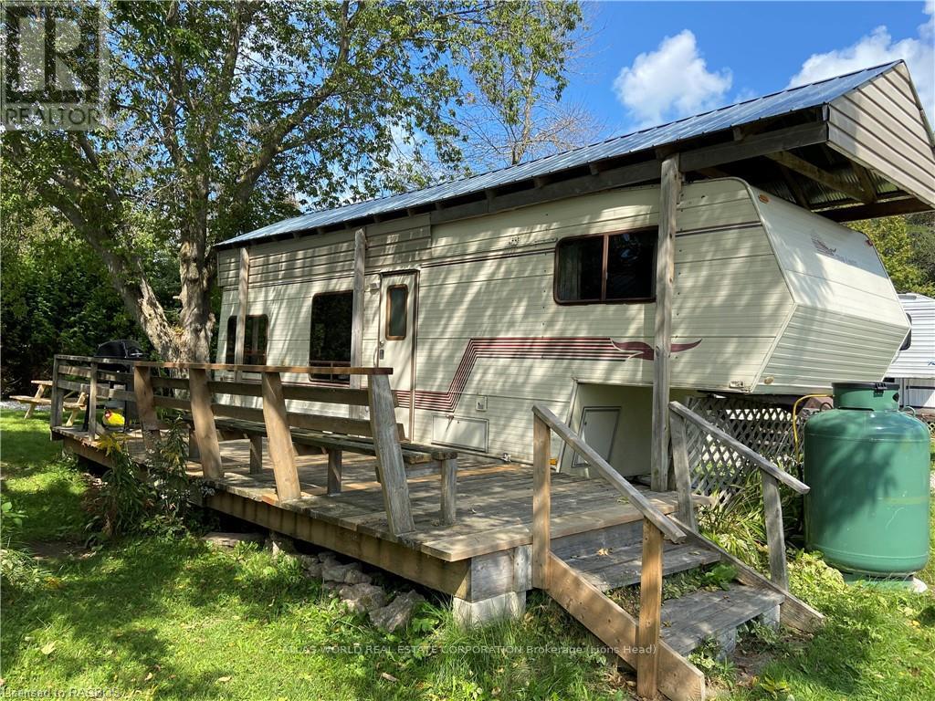 5 - 9 TAMARAC ROAD Property Photo 1