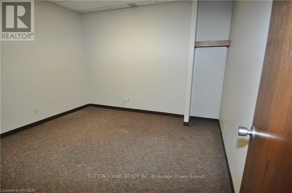 202a - 945 3rd Avenue E Property Photo 8