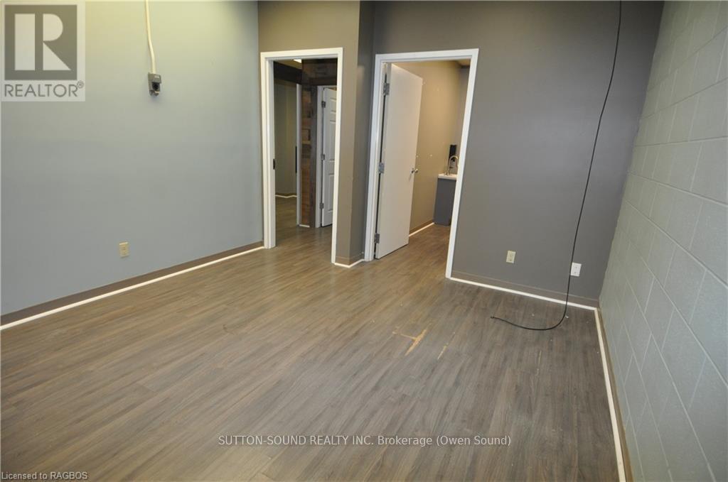 4c - 945 3rd Avenue E Property Photo 4