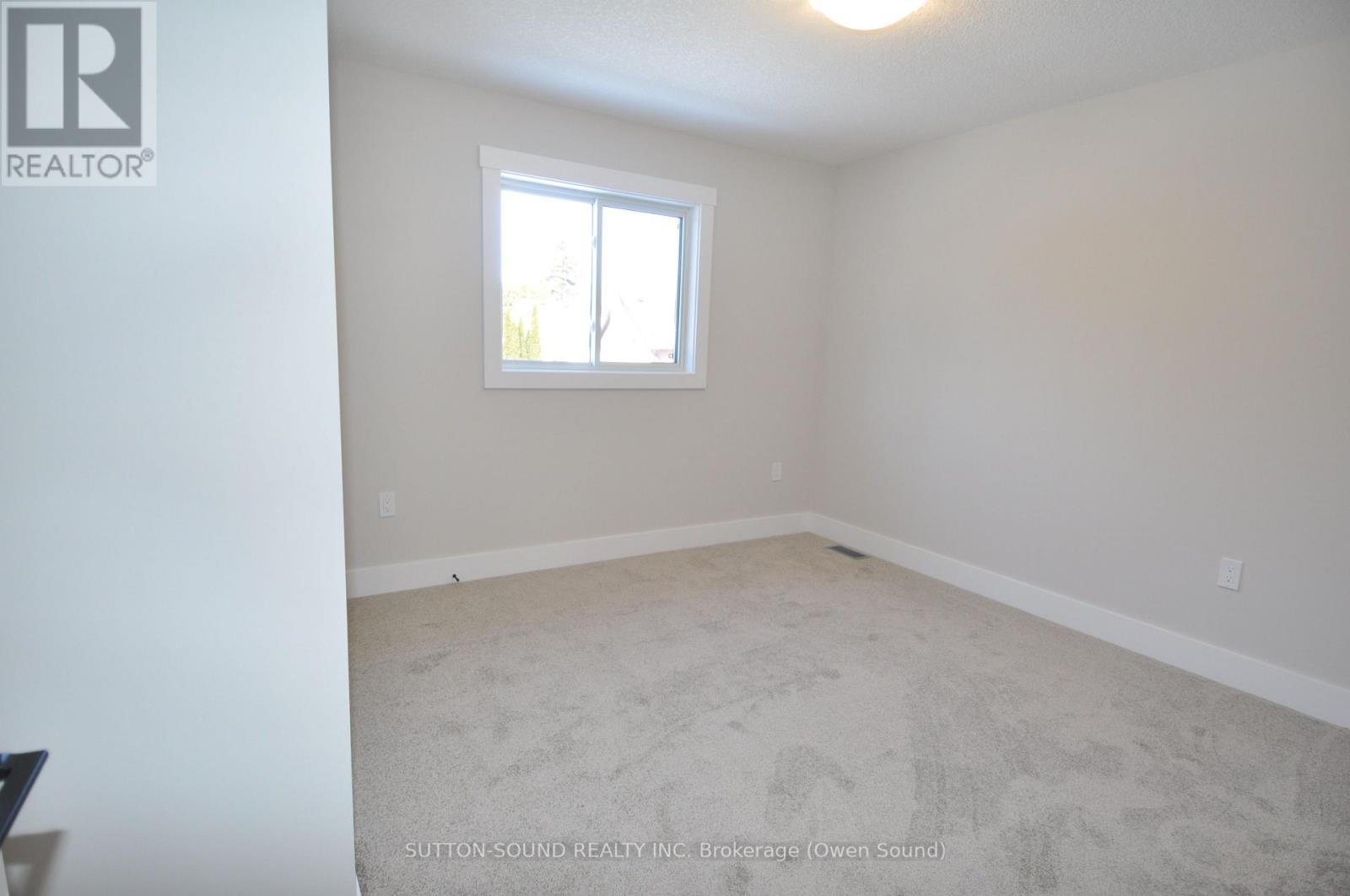 622 8th Street W Property Photo 25