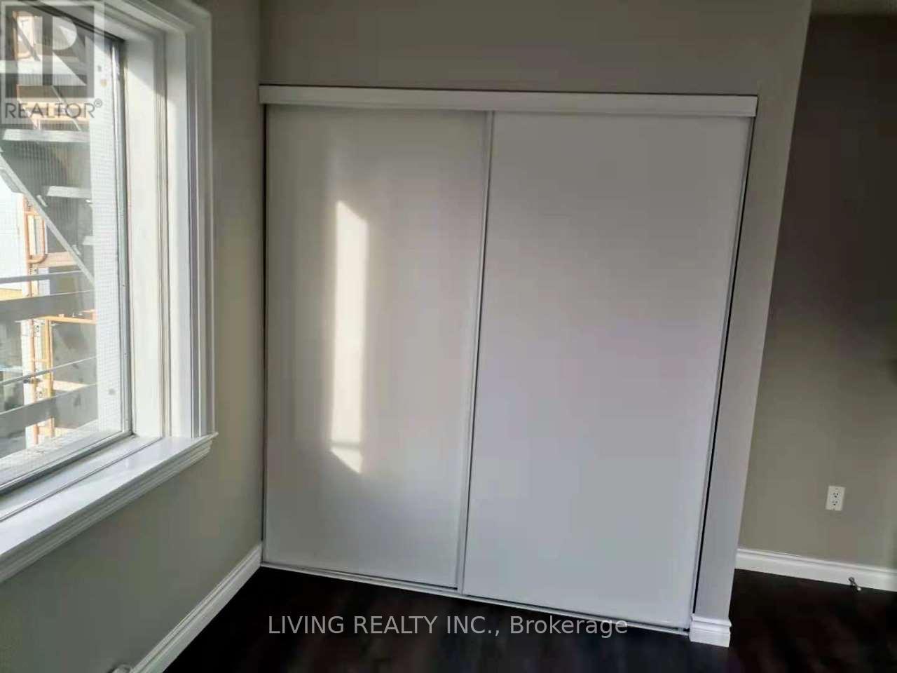 8 - 4 Grosvenor Avenue Property Photo 2
