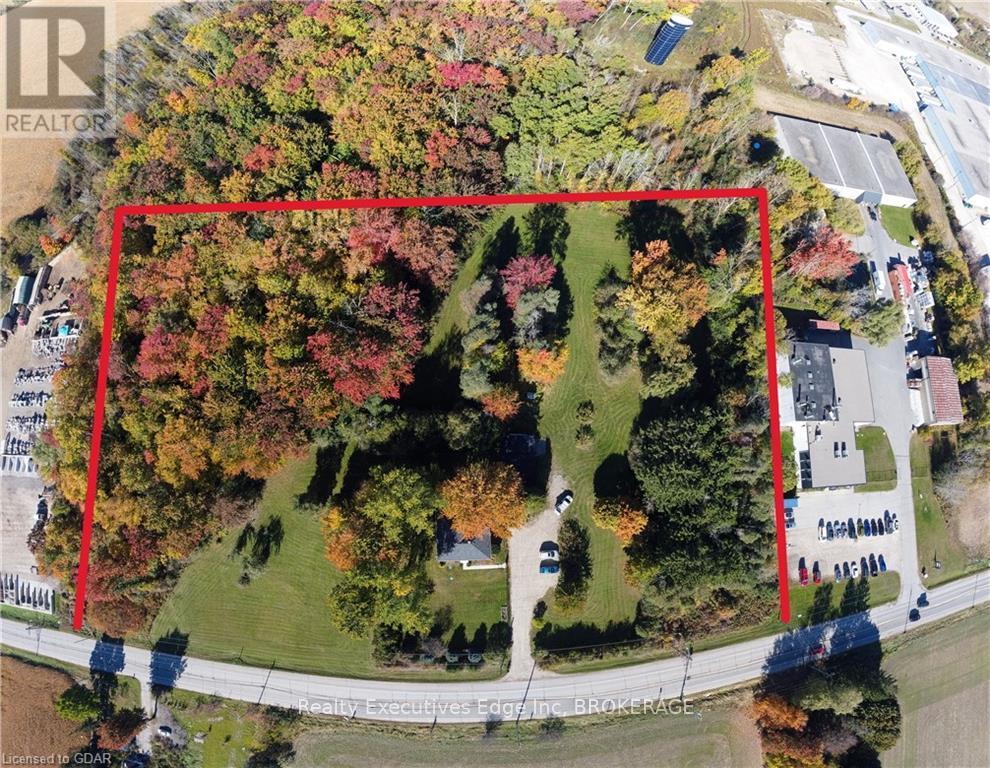 7124 Highway 24 Highway Property Photo 2