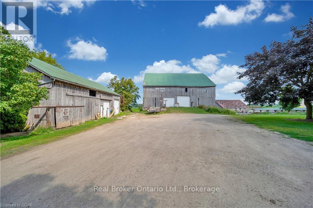 546 8 Property Photo 10