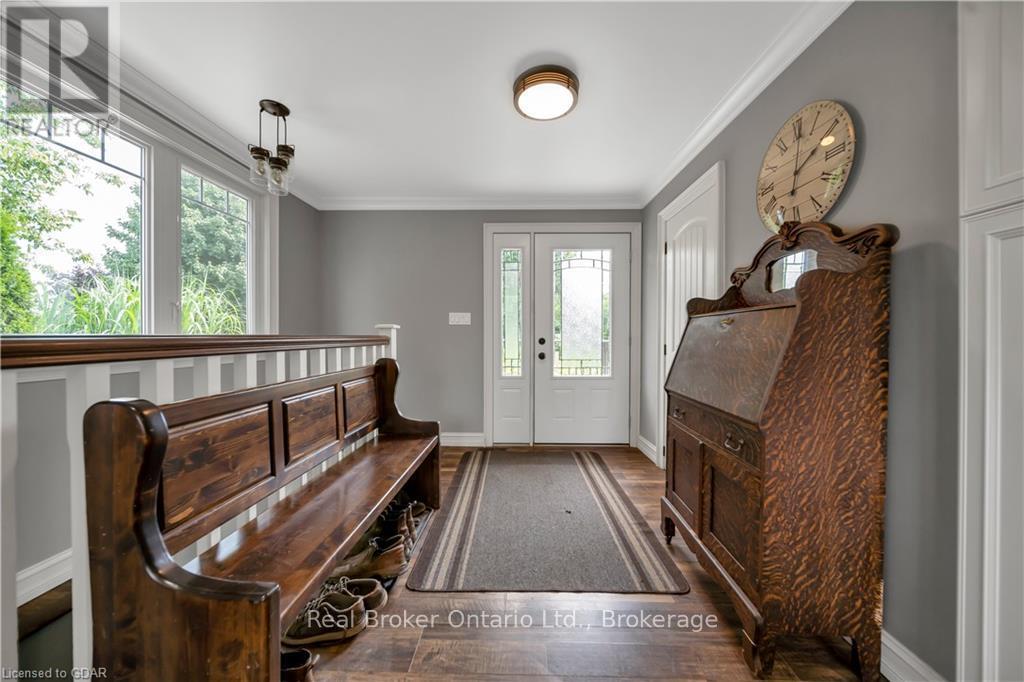 546 8 Property Photo 32