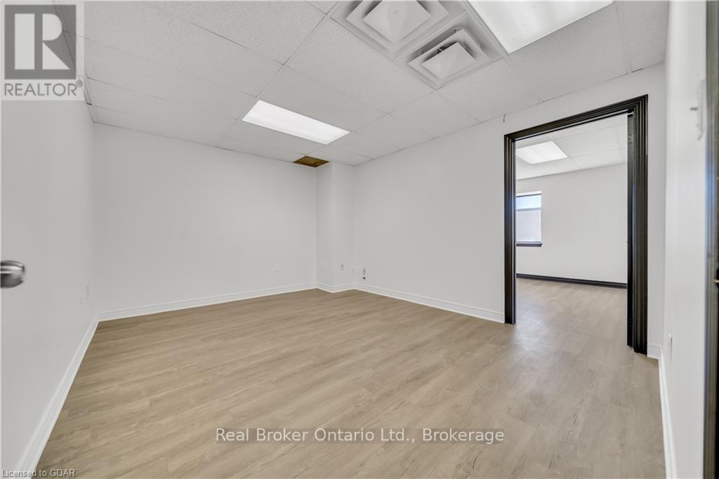 81 Malcolm Road Property Photo 10