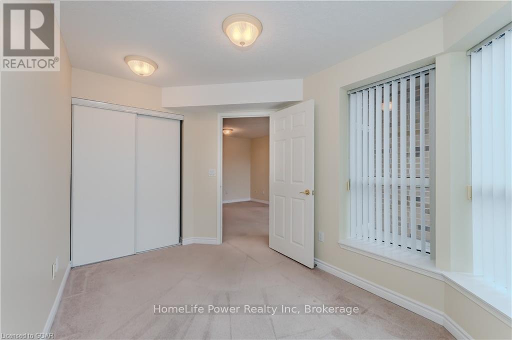 506 - 20 St George Street Property Photo 12