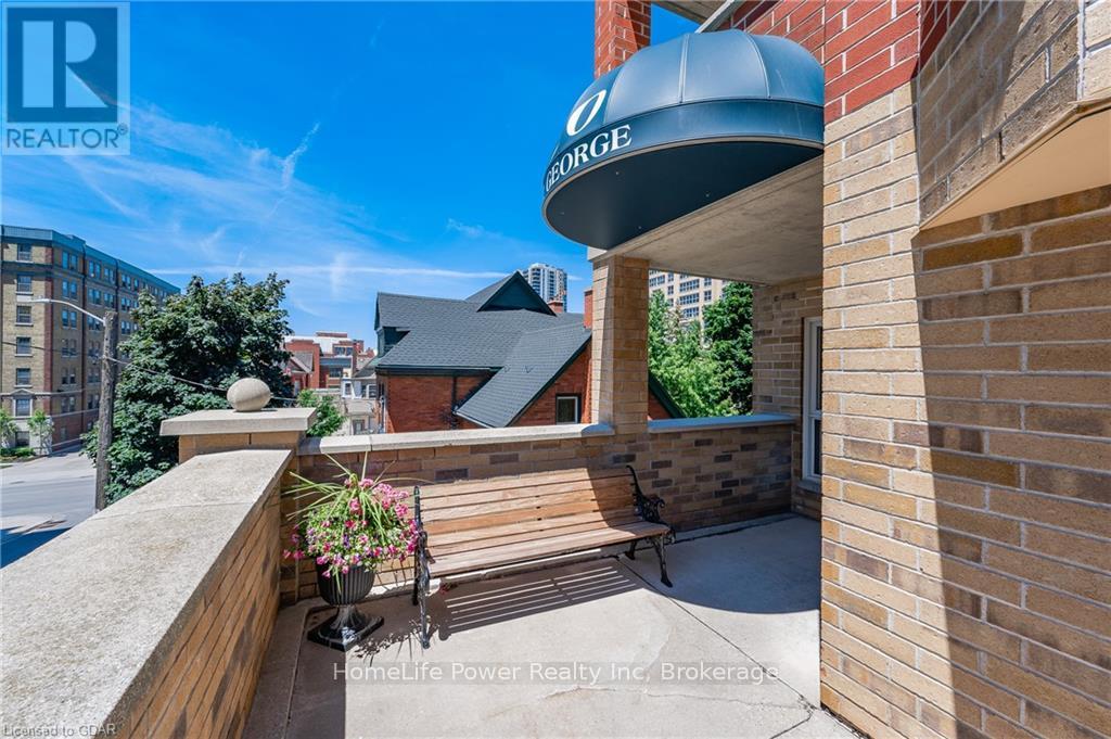 506 - 20 St George Street Property Photo 28