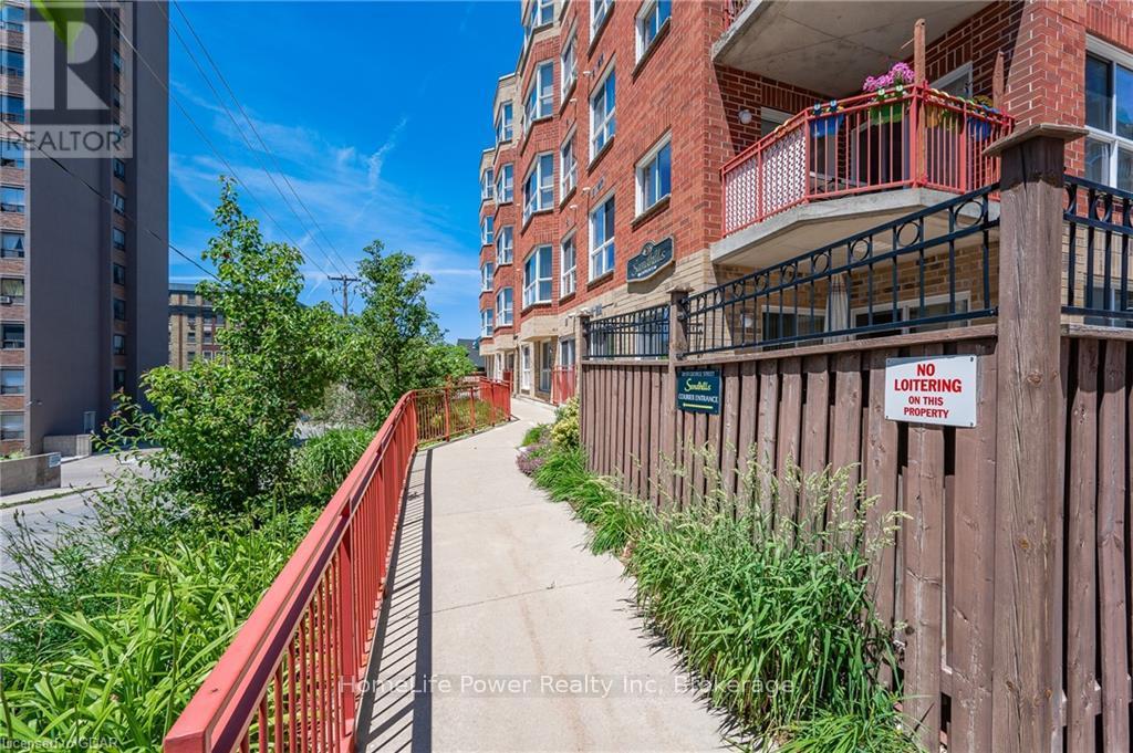 506 - 20 St George Street Property Photo 29