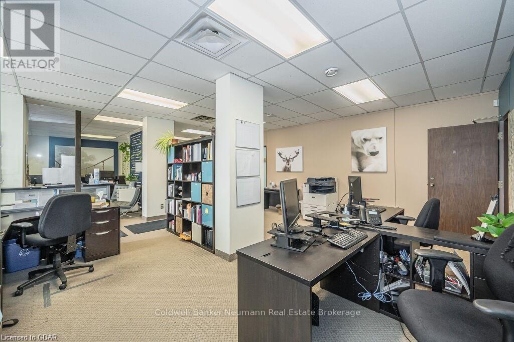 60 Baker Street Property Photo 12