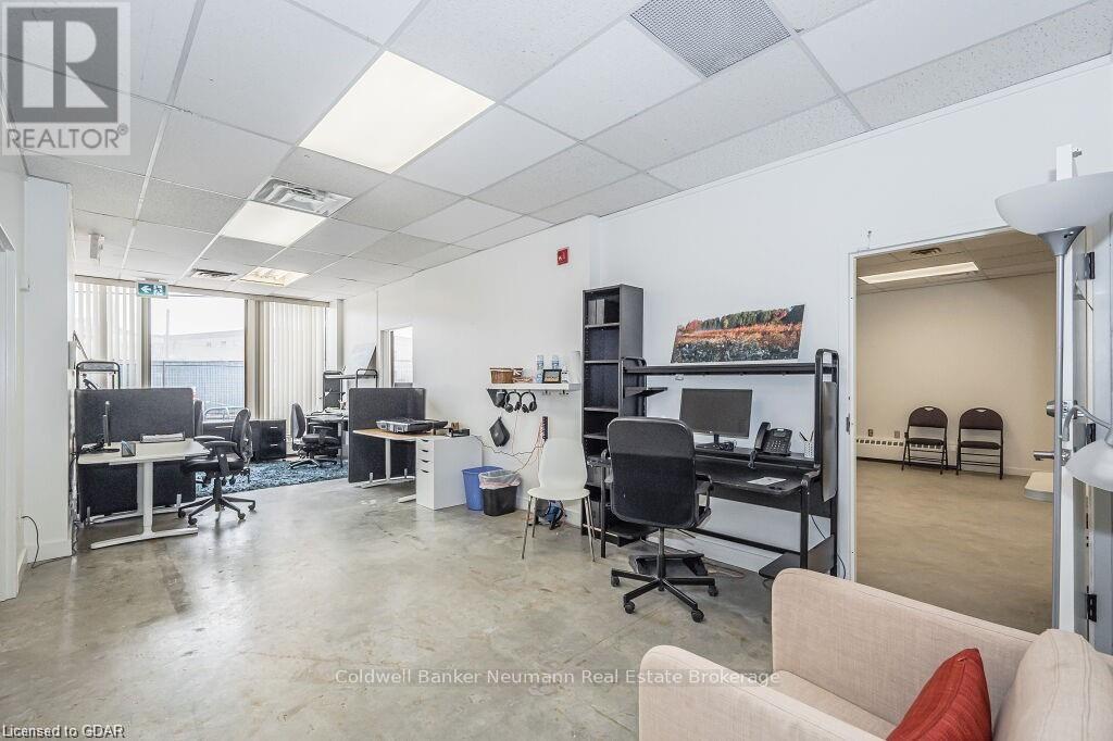 60 Baker Street Property Photo 36