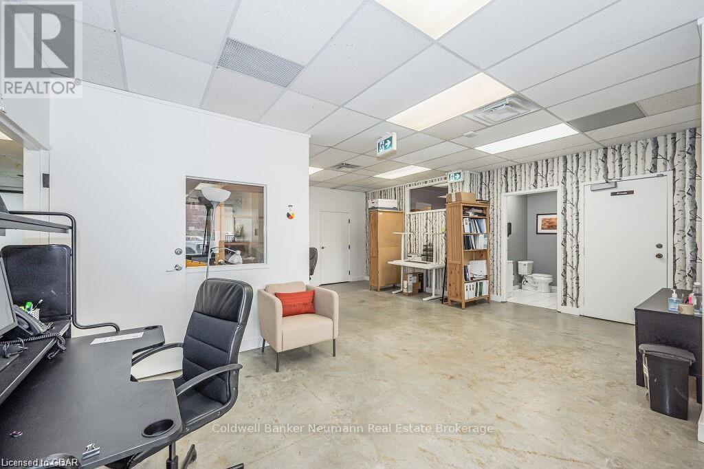 60 Baker Street Property Photo 37