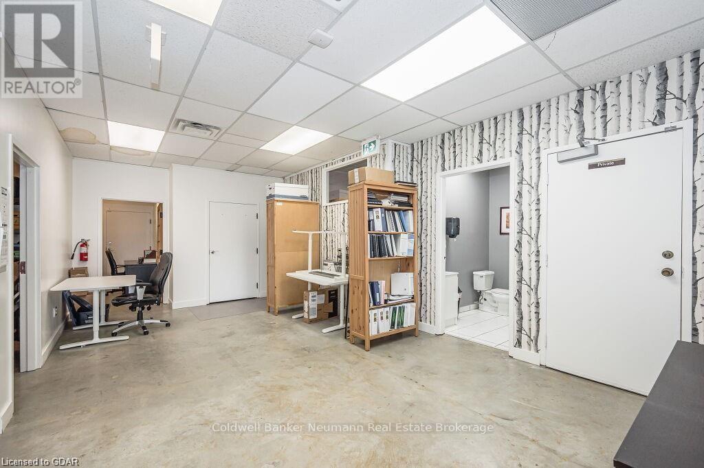 60 Baker Street Property Photo 38