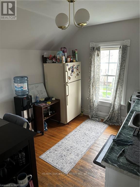 103 Welland Avenue Property Photo 6