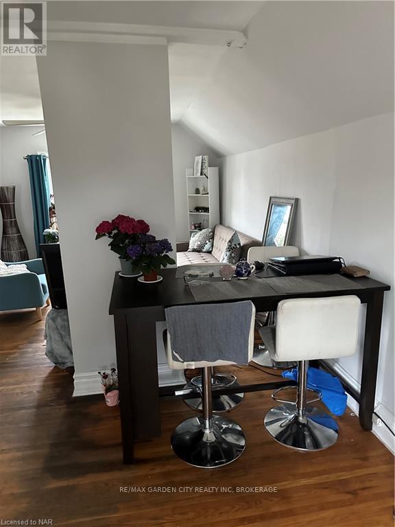 103 Welland Avenue Property Photo 8