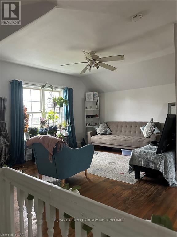 103 Welland Avenue Property Photo 11