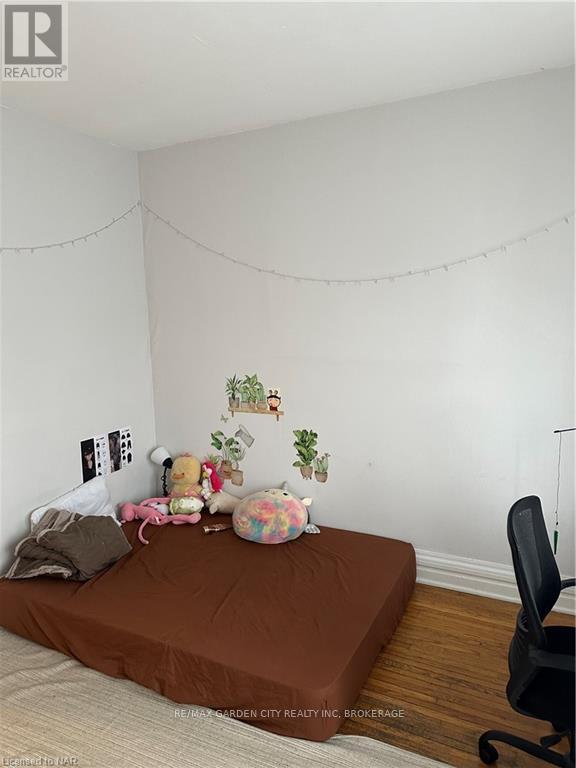 103 Welland Avenue Property Photo 16