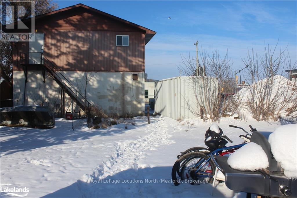 150 13th Street W Property Photo 3