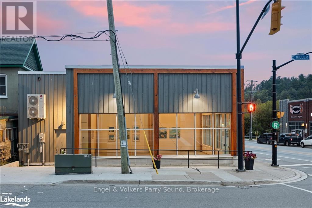 17 Seguin Street Property Photo 2