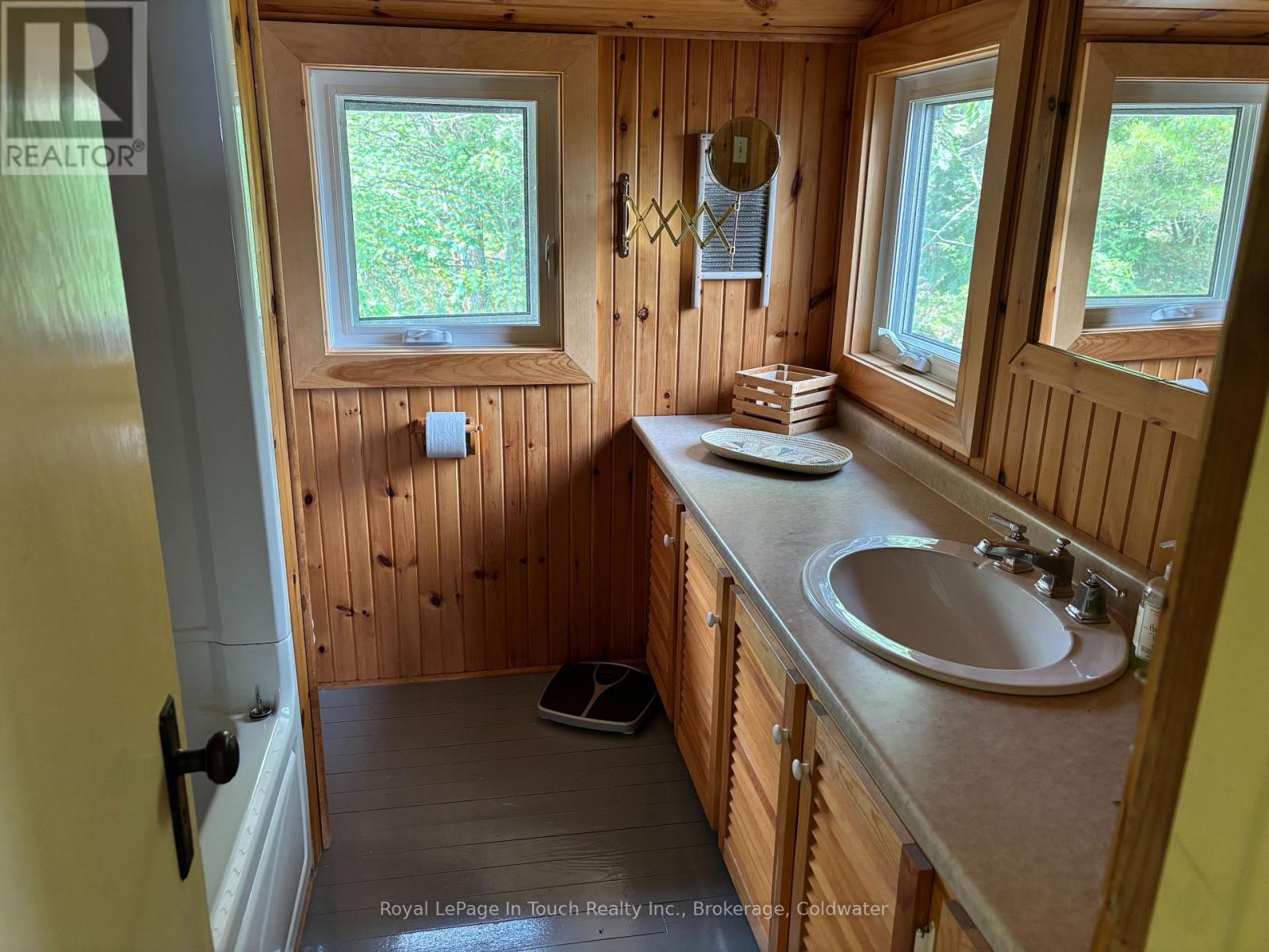 0 Crewe Point Property Photo 31