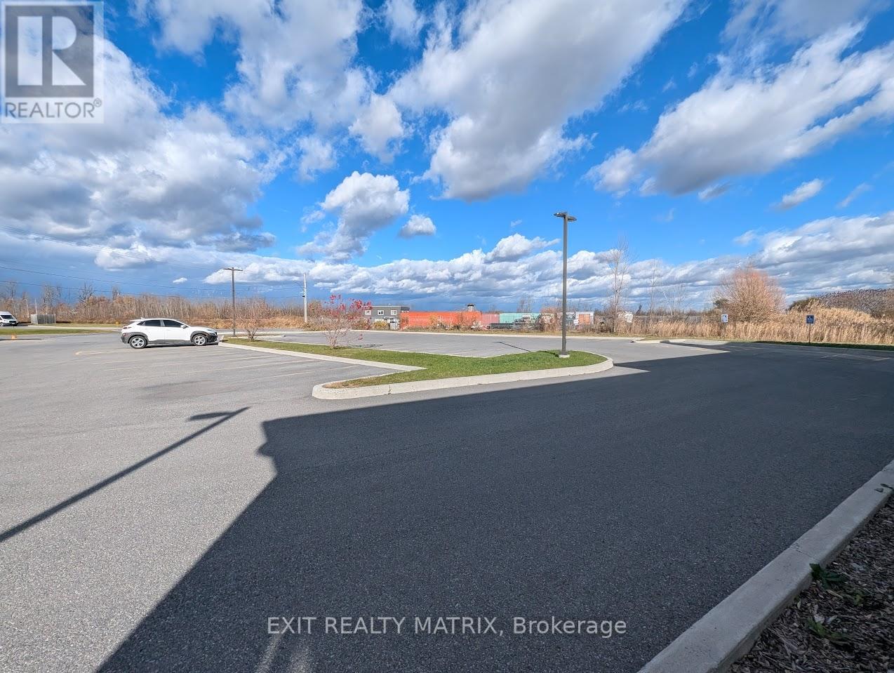 B - 64 Racine Street Property Photo 10