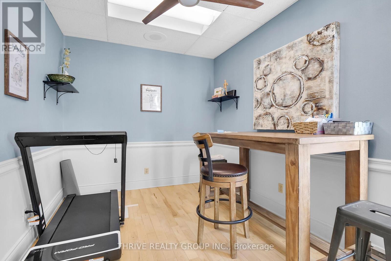 533 Queens Avenue Property Photo 17