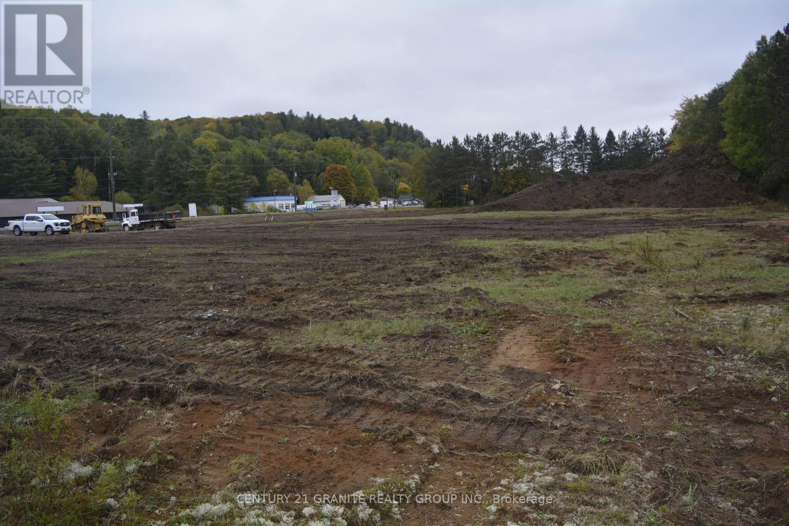 29643 Hwy 62 N Property Photo 2