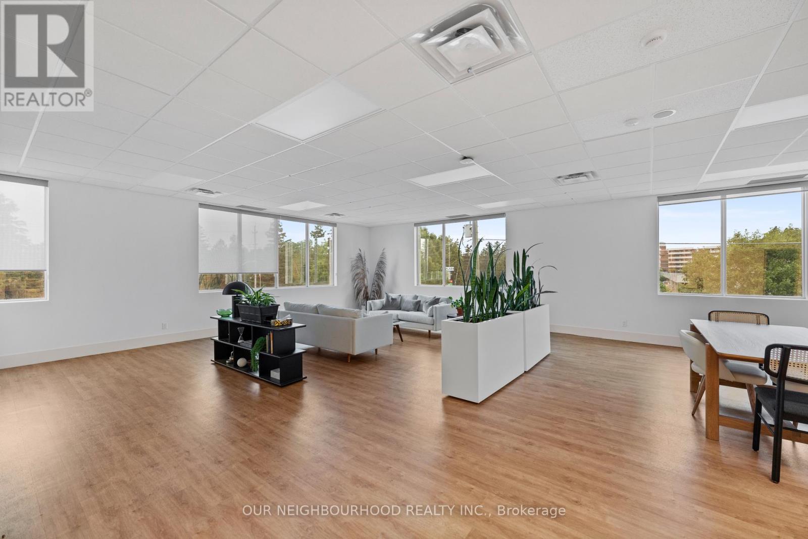 115 Toronto Road Property Photo 6