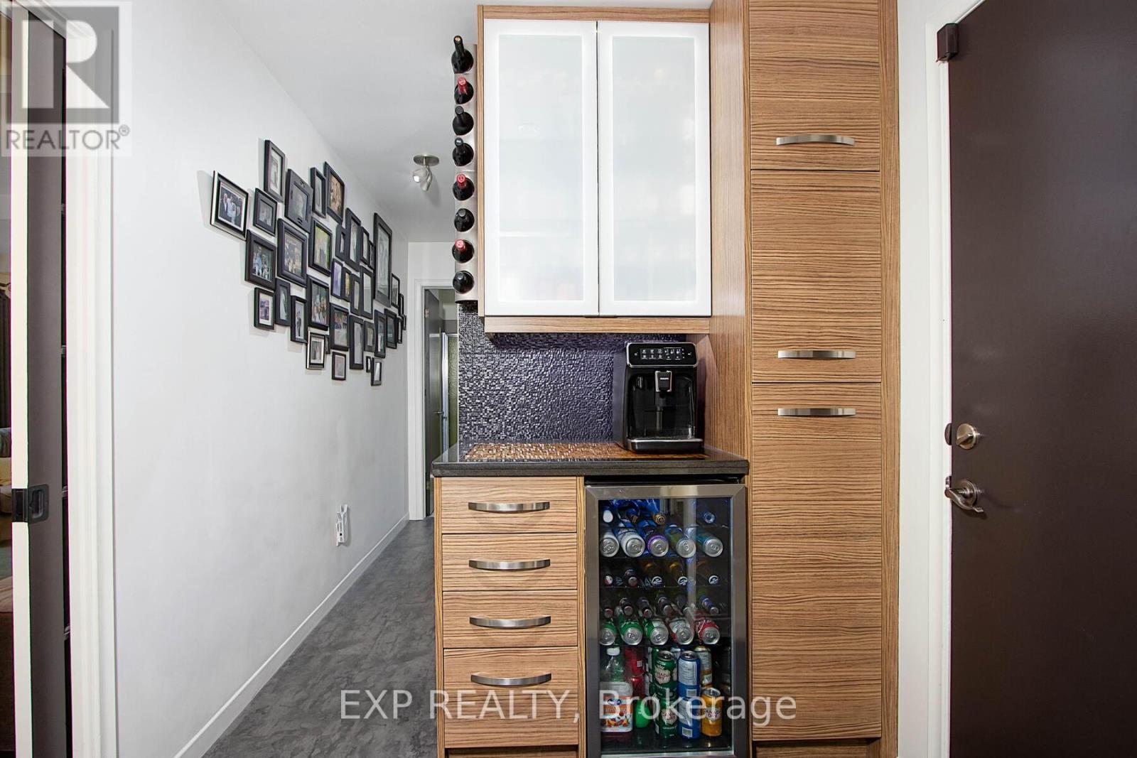 25 Demeyere Avenue Property Photo 12