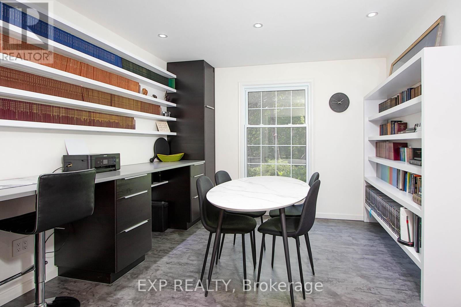 25 Demeyere Avenue Property Photo 17