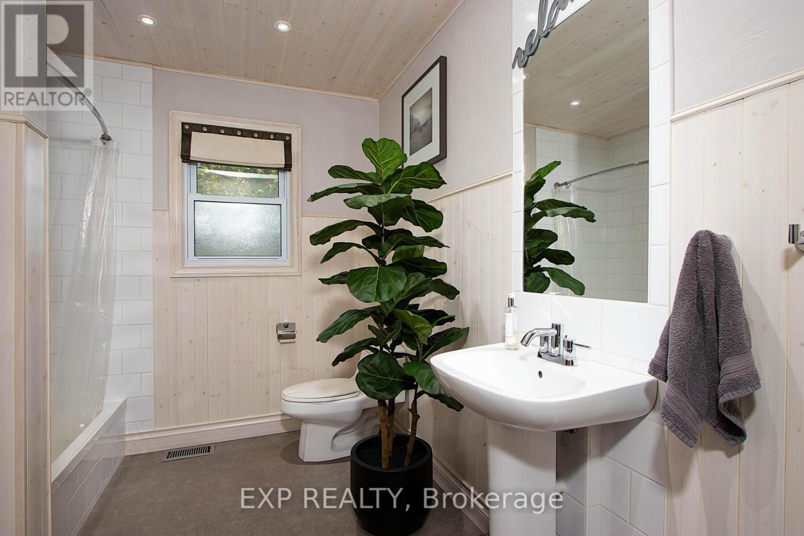 25 Demeyere Avenue Property Photo 24