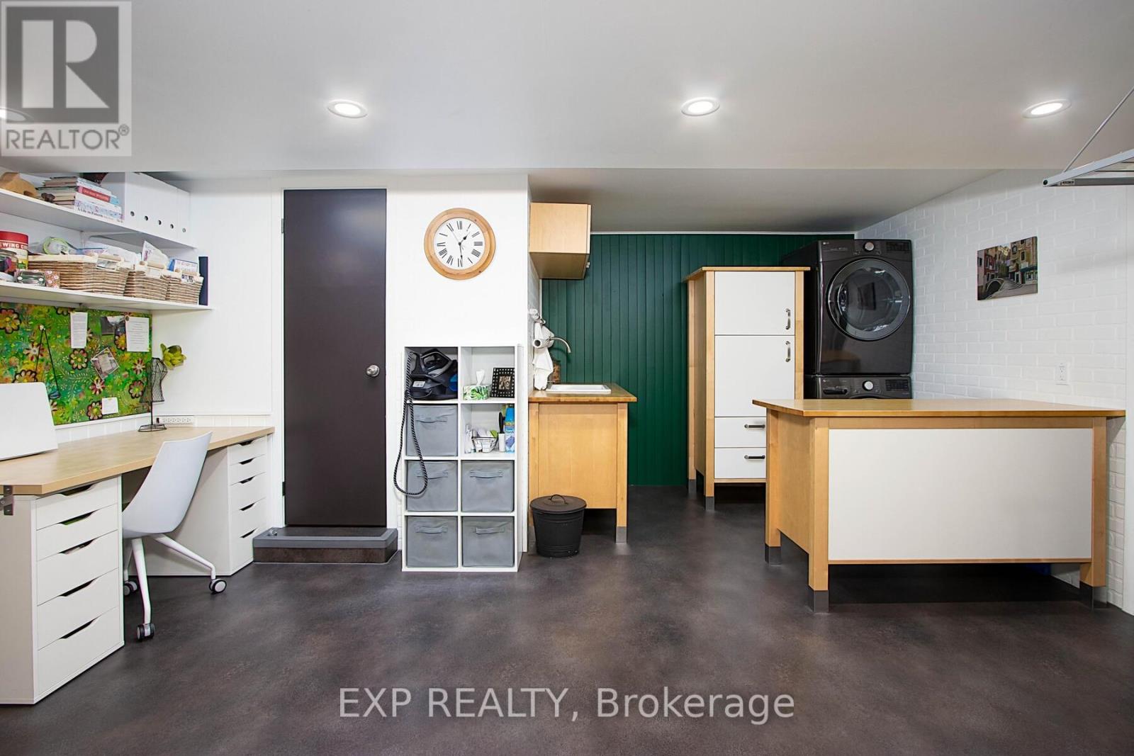 25 Demeyere Avenue Property Photo 25