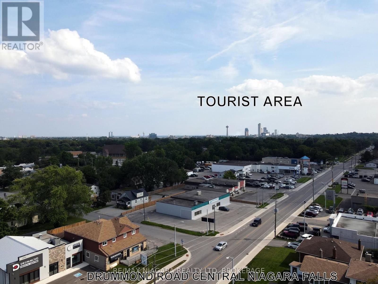 4374 Drummond Road Property Photo 14