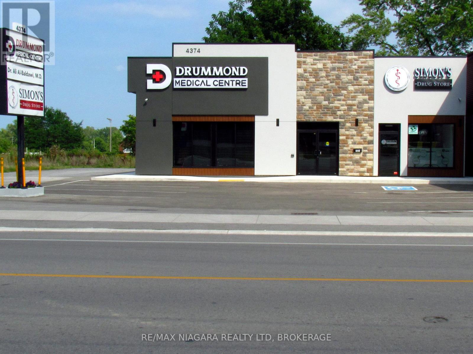 4374 Drummond Road Property Photo 15
