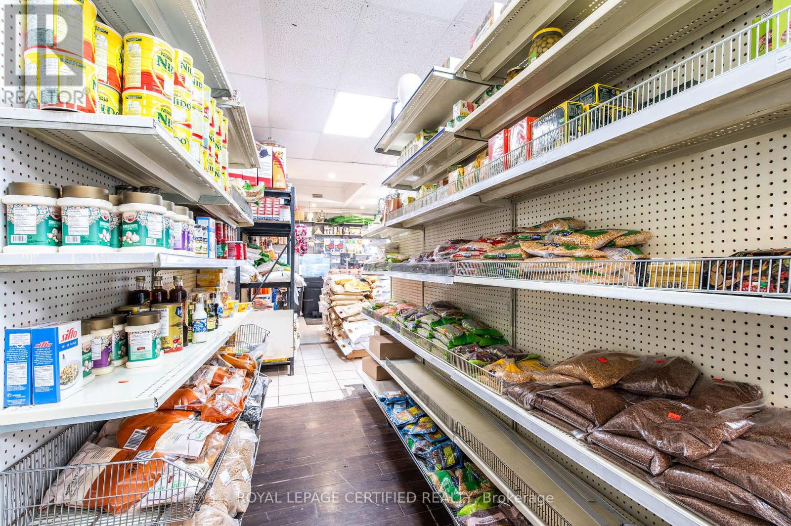 7a - 1500 Weber Street E Property Photo 9