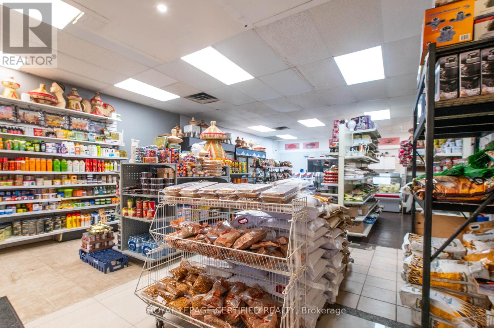 7a - 1500 Weber Street E Property Photo 12