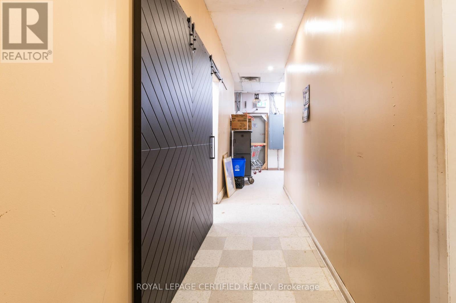 7a - 1500 Weber Street E Property Photo 15