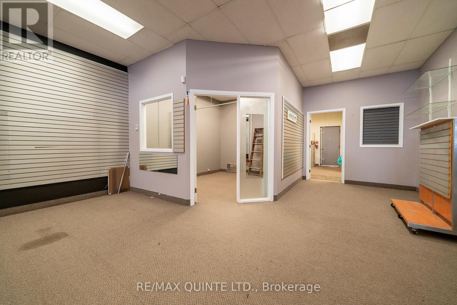 105 Dundas Street W Property Photo 13