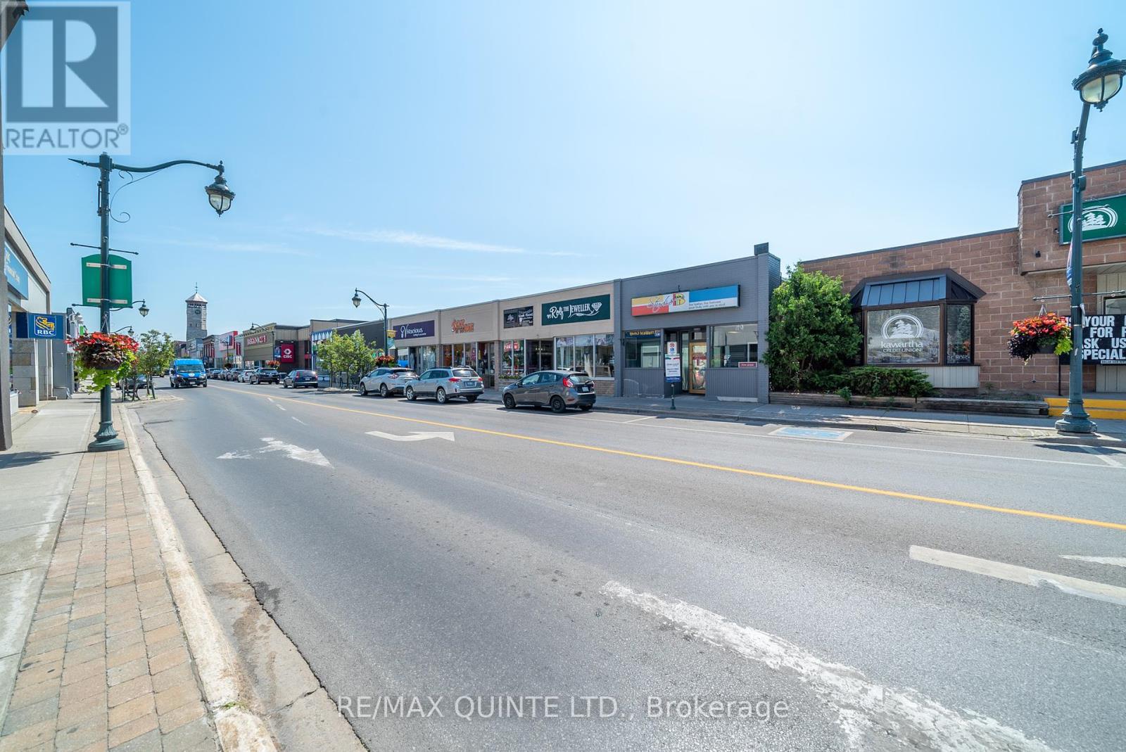105 Dundas Street W Property Photo 27