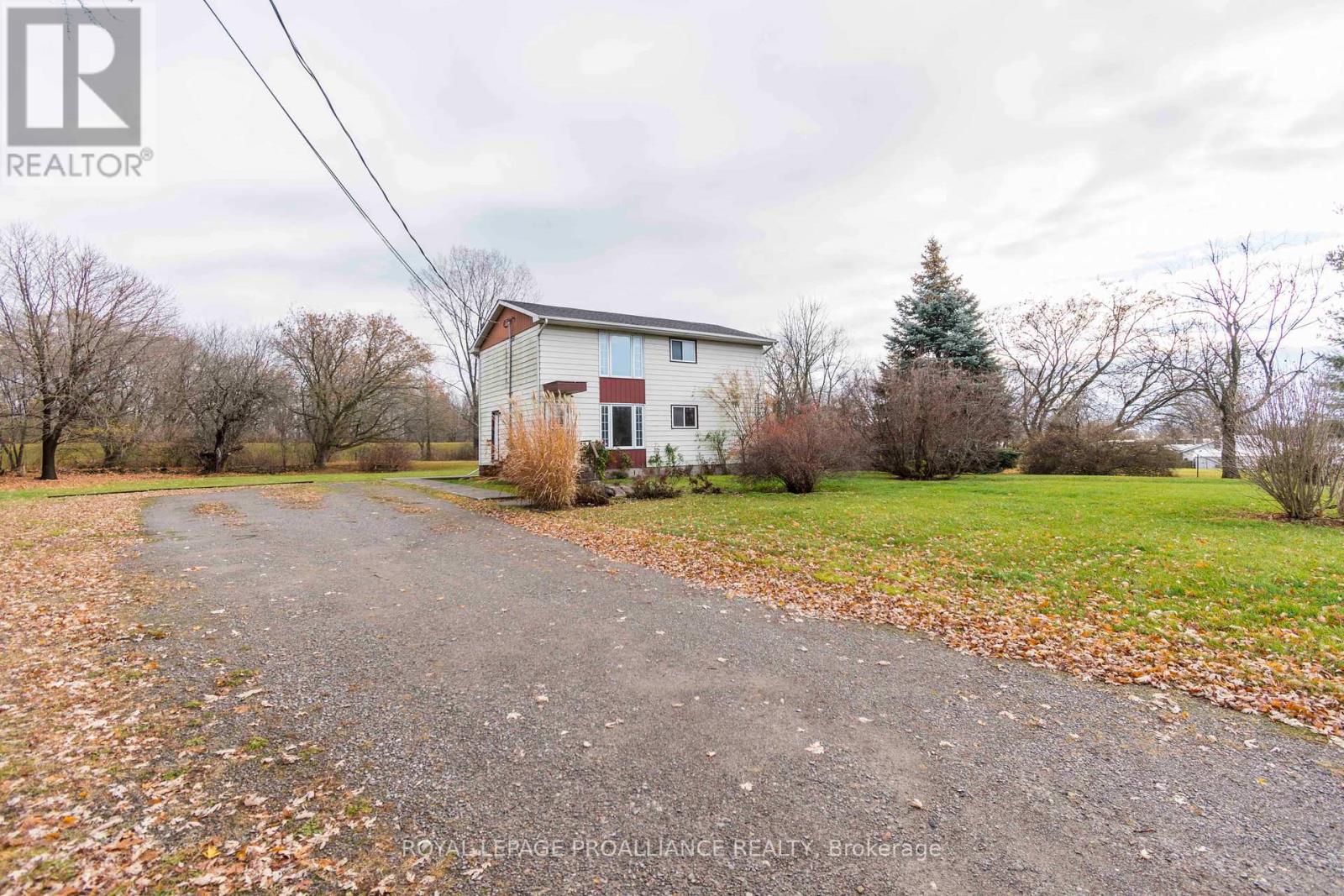 25 Quinte View Drive Property Photo 1