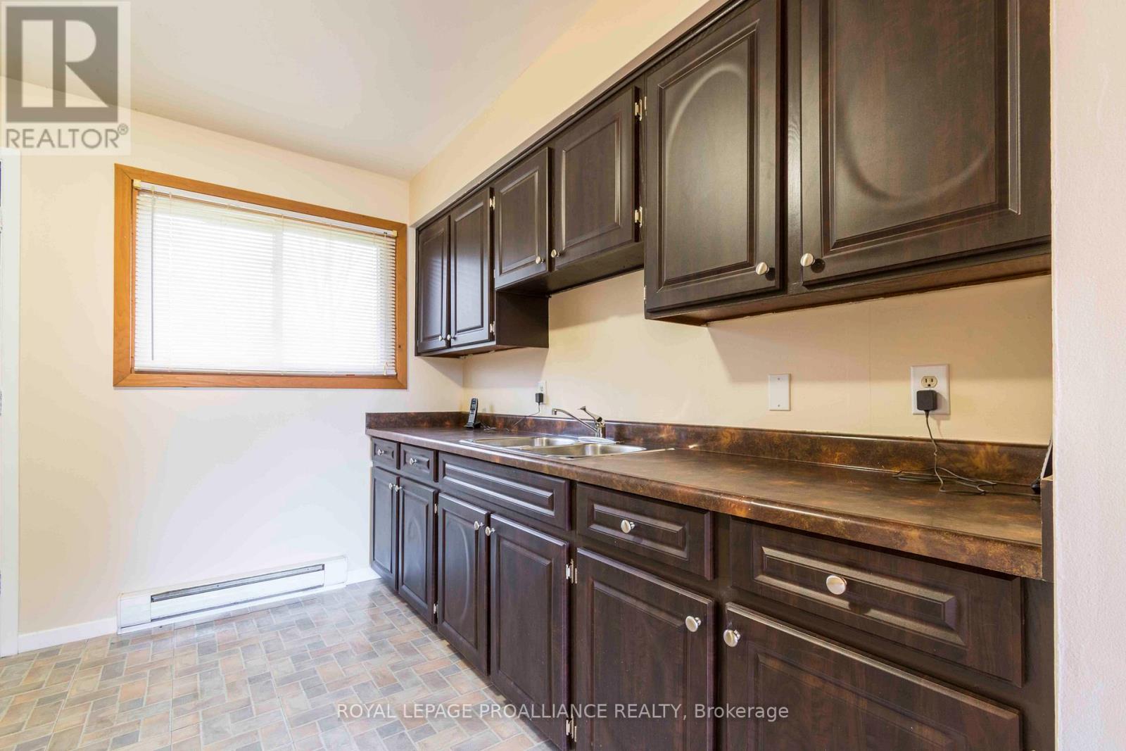 25 Quinte View Drive Property Photo 14