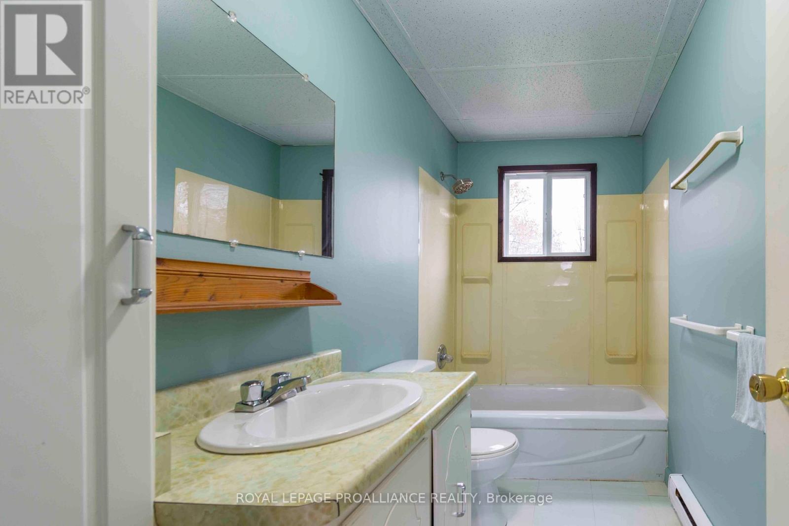 25 Quinte View Drive Property Photo 20