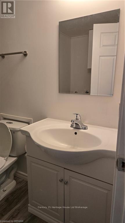 30 - 806201 Oxford Rd 29 Property Photo 15