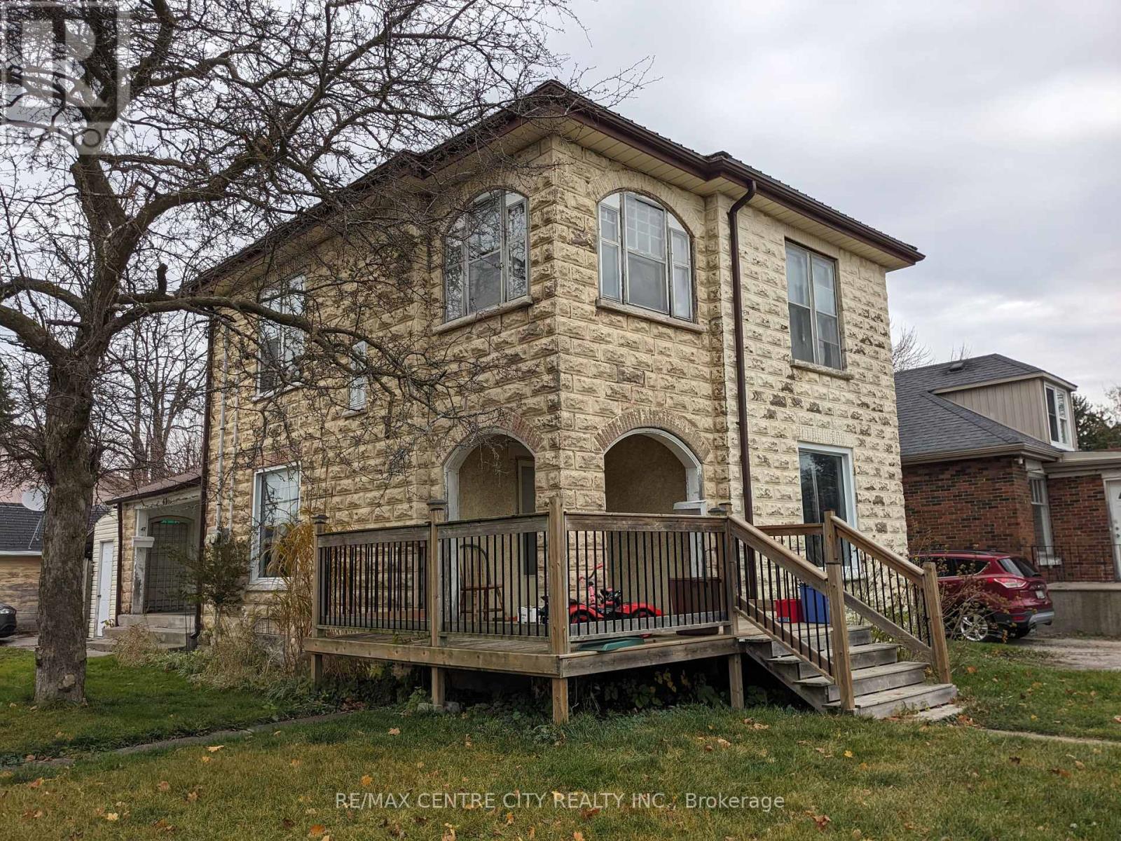 171 Sydenham Street E Property Photo 20
