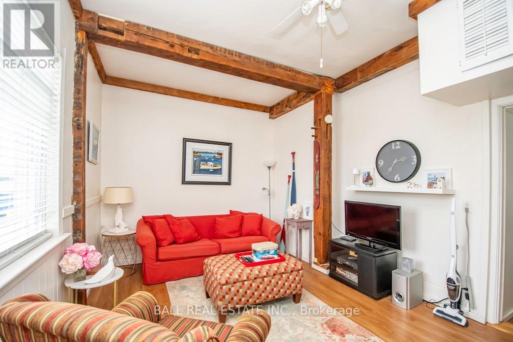 8 Bridge Street Property Photo 23